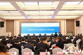 B费谈C罗被罚下：这是足球里会发生的事，他知道自己犯了错误